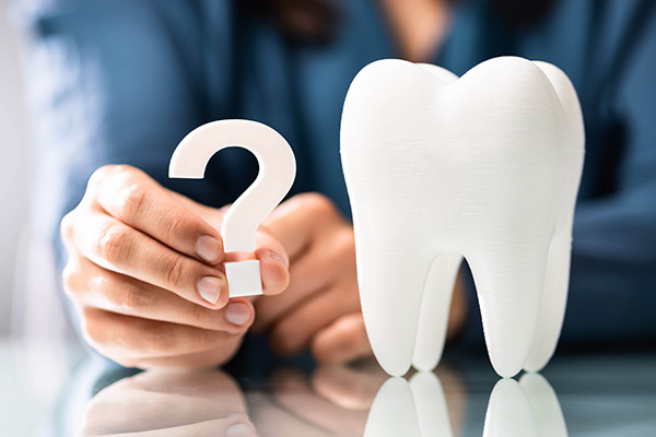 Dental Crowns Vs  Dental Bridges