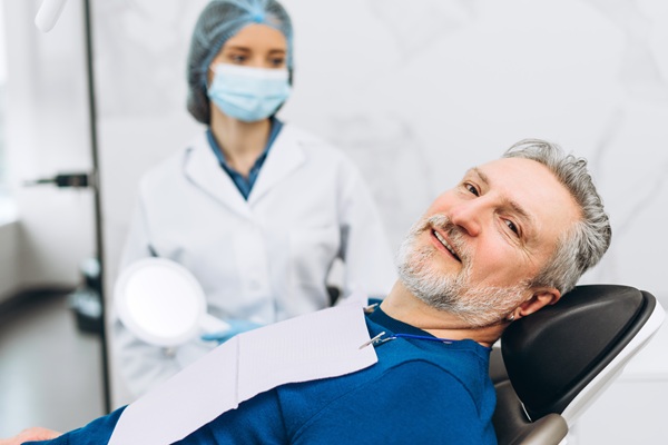 How A Preventive Dentist Helps Maintain Long Term Oral Health